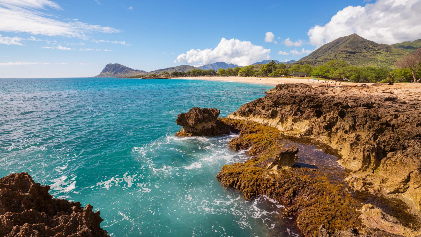 Stunning image of the Oahu coastline